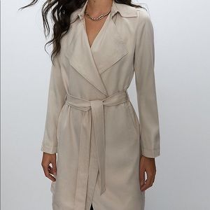 Aritzia trench coat | XXS
